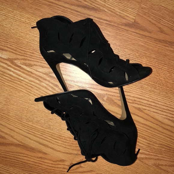 Black open toed shoes size 9 - Picture 5 of 7